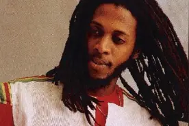 超凡蜘蛛侠evian依云矿泉水广告插曲图片