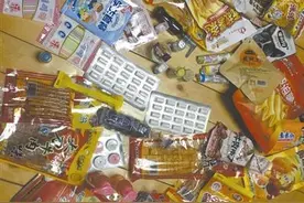 惊呆！温州小学门口五毛零食扎堆 一款香肠含20种添加剂图片