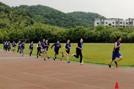 诸暨体育中考开考，拼搏吧学子！图片