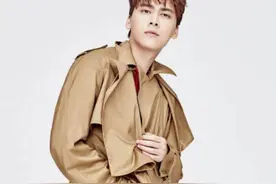 实力宠粉！ 李易峰空降超话上演“暗中观察”图片