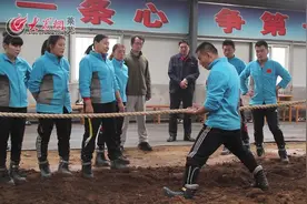 莱钢拔河队人物纪录片《冠军之力》首播 为你讲述冠军背后的故事视频封面