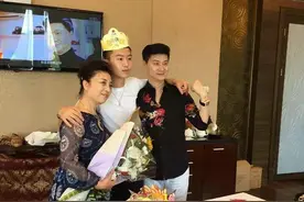 范冰冰弟弟庆生近照曝光 是不是她的私生子一看便知图片