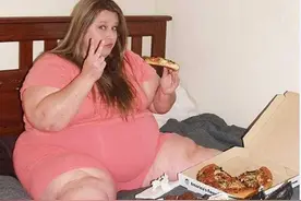 为什么女孩要不停的吃吃吃？图片