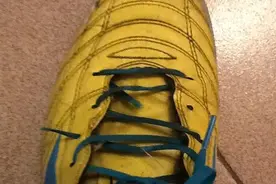 哪怕抓住一根鞋带  就有可能站起来机会图片