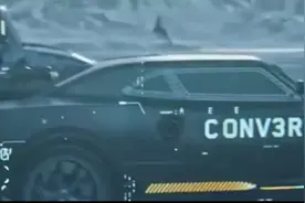 美国发明智能遥控车，能对战还能自制赛道！网友说：给儿子买个！视频封面