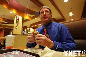 每天吃两个巨无霸 美国老人46年吃3万个汉堡创吉尼斯纪录图片