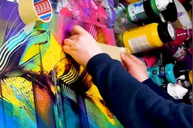 大师教你如何快速制作抽象画，原来这么简单，你也可以做到！视频封面