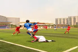 谁说只有弱队出门神 厦门二中这门将也忙成纳爹视频封面