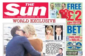 霉霉抖森海滩接吻照被爆 英国男神竟被这样拿下！图片