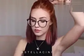 适合戴眼镜妹子的五款中长发编发教程 好看又日常 赶紧学起来吧~