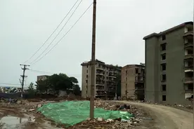 武汉市江岸区二七社区拆迁现场视频封面