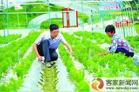 穷山村生活大变样--赣县五云镇夏潭村采访记图片