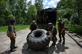 俄军在新西伯利亚市举行战地技能赛(1/)图片