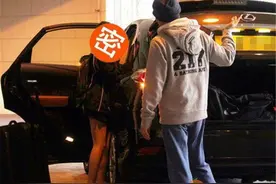 张学友女儿罕见曝光！貌美大长腿！看看那些男神的女儿们都长什么样...图片