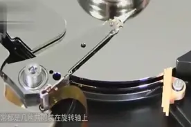 硬盘和U盘究竟有什么区别，无非就是存储空间不同，真相其实是视频封面