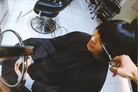 齐刘海波波短发裁剪，很到位的技术欣赏