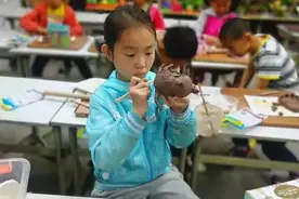 「童真」奉贤青村小学学生玩泥巴，玩出了特等奖图片