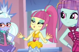 小马宝莉：变成人形的苹果嘉儿也好美哦，帽子也很帅气哦