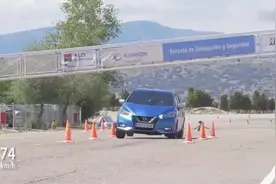 麋鹿测试：昂克塞拉 vs 日产玛驰，马自达的操控毋庸置疑