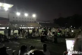 毕业季  小哥哥很棒哦！陈奕迅的《十年》