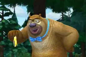 熊出没，熊二的第二重性格，像个老师，不但戴眼镜还扎上了蝴蝶结