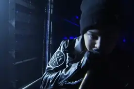 秒赞权志龙首尔演唱会！两首个人经典单曲帅爆啦！图片