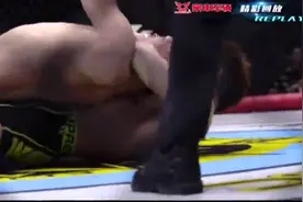 中国小将全程火拼！一回合降服日本武士图片