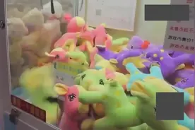 娃娃机内幕，终于知道为什么总是夹不到娃娃了视频封面