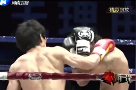 “死神”方便越战越勇多次放翻对手，泰拳高手考克莱被狂虐图片