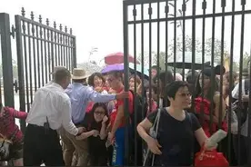 上海迪士尼乐园消费贵？迪士尼收入都去了哪里~图片