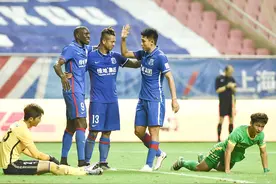 老板宋卫平赛后和快报记者微信聊天时 发了个“唉”字图片