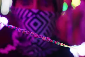 这首电子舞曲好震 Ravers Memory 准备好音响体验