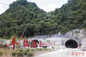 河池-百色高速路2018年底通车 南宁-巴马用3.5时图片