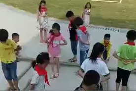 贵州文艺我爱你，离开半年不忘记。同年时代学团结，成年有礼貌