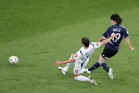 梅西国家队历程：八届大赛四获亚军错失世界杯 奥运金牌成遮羞布图片