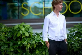 街拍丨男装周街头的漂亮男孩们图片