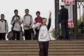 昆明一级完中历年中考录取分数线图片