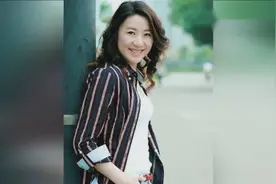 孟非妻儿大曝光，女儿貌美如花，隐瞒25年神秘老婆长这样视频封面