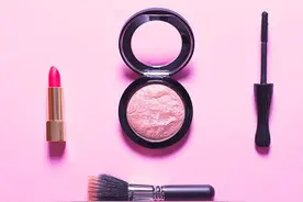 初入职场的学生妹该选择什么样的彩妆产品？图片