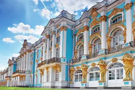 俄罗斯圣彼得堡必去三宫之一的叶卡捷琳娜宫，详解图片