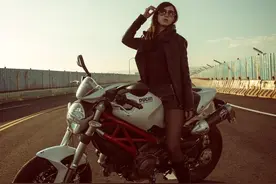 “暴力街车” 杜卡迪Monster 1200 改装图片