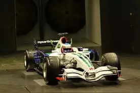 揭秘F1赛车为什么跑这么快！图片