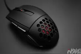 Tt eSPORTS夜袭VENTUS R游戏鼠标拆解评测图片