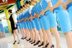 看看高颜值的准空姐是如何备战空乘考试的图片