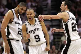 邓肯退役，马刺迎来又一次转型。图片