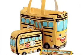 潮妈出游必备妈咪包图片