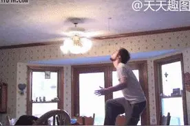 搞笑精选：有时真搞不懂老外的思维，好好活着不好么？图片