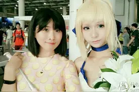 五个妹子玩自拍：vivo X7柔光自拍手机诚意测评图片