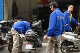 姿势  电动车电池鼓包的原因及处理技巧图片
