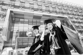 西交利物浦大学：十年树一校 国际化办学培养世界公民图片